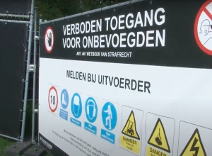 Opbouw Mysteryland gestart. Voorlopig niet duiken Haarlemmermeerse bosplas